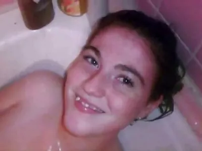 Blowjob կիսանդրին թխահերից և դեմքի պսակից