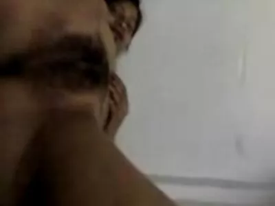 Խցիկի առջև դաջված զույգ